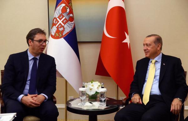 外媒：武契奇与埃尔多安通话，呼吁后者利用影响力维护西巴尔干地区和平