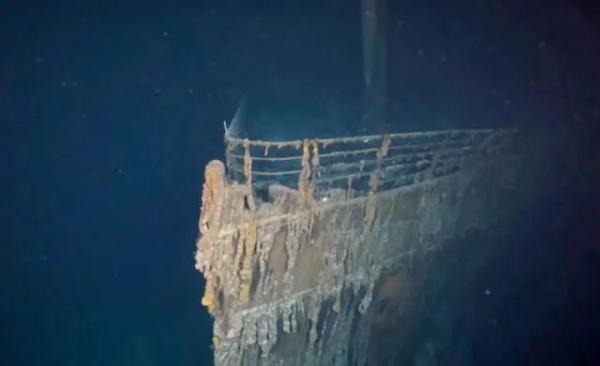 “泰坦尼克”号残骸观光潜艇失踪！载有5人，游览费250万美元起步