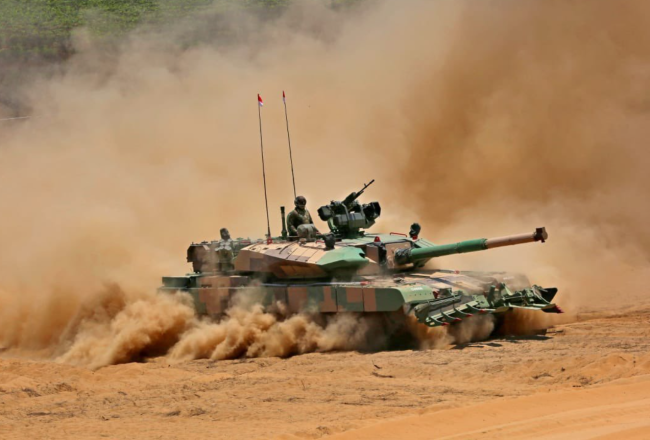 印度研制的“阿琼”MK1A坦克。