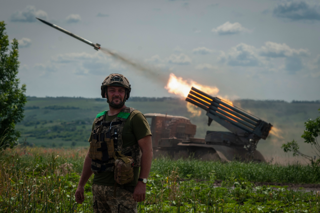 俄专家：乌军反攻将于这一时间结束