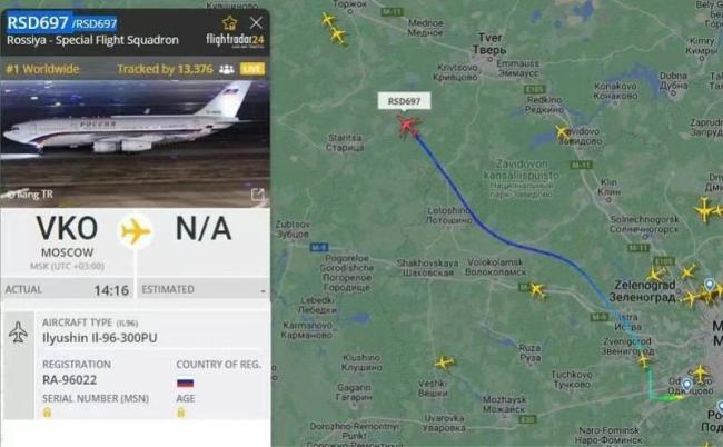 乌克兰当地媒体报道称疑似普京专机离开莫斯科前往彼得堡。