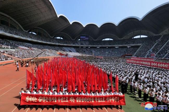 朝鲜平壤各处举行“反美斗争日”集会,参加者超12万人