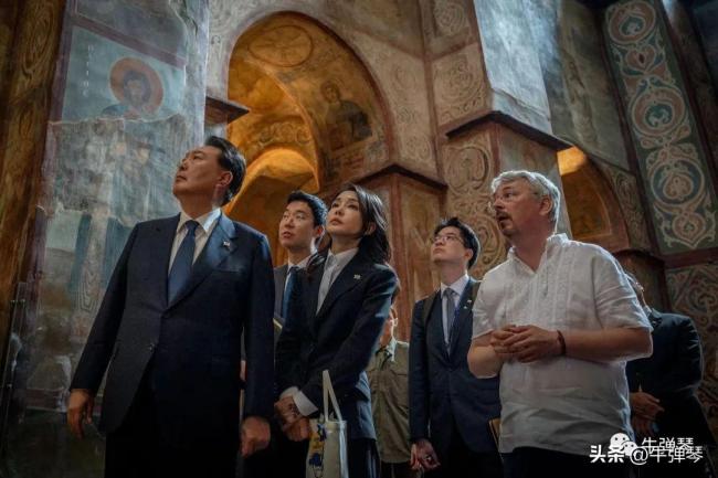 7月15日，乌克兰迎来了一位特殊的东方客人