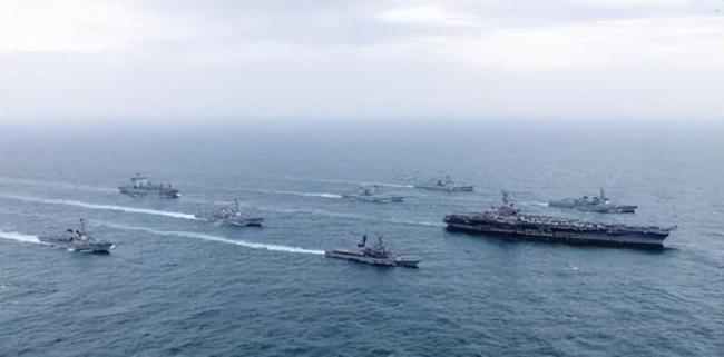 美海军演习集结7大舰队，6个航母战斗群，为全球大规模冲突做准备
