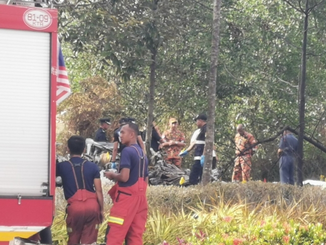 私人小飞机坠毁在吉隆坡附近 10人遇难