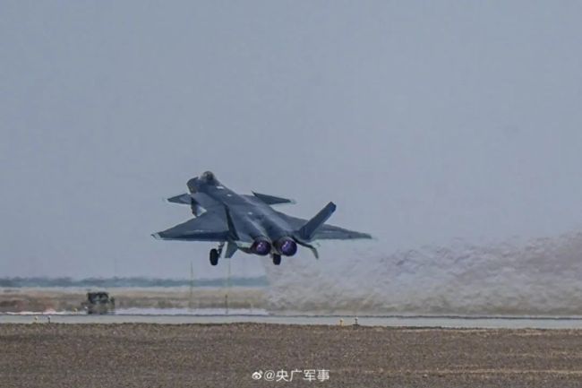 歼-20部署西部战区，战时能轻松穿透印度防空体系，打击纵深关键目标