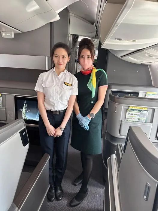 长荣最正女机师曾是偶像女团成员！飞机外送台湾奶茶去香港给老公