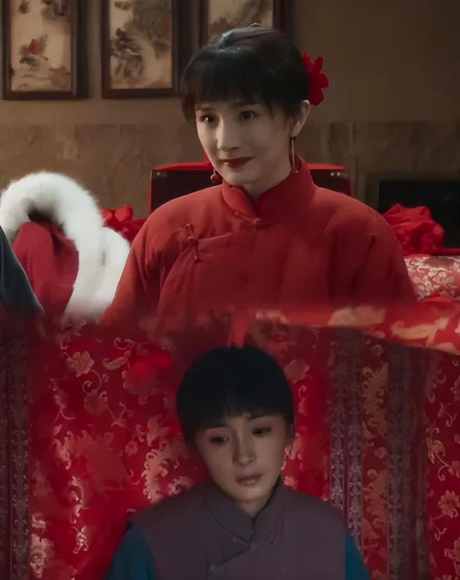 杨幂新剧生万物开播，为营销拉女儿做话题，在众多老戏骨中抢C位
