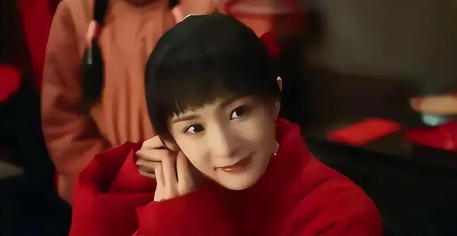 《生万物》还在热播，杨幂演技遭热议，业务能力被剧中女演员力压